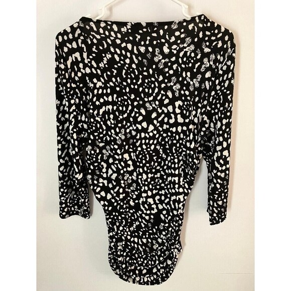 Jennifer Lopez JLO Womens Shirt Triple Keyhole Black White Leopard Paisley Large - Picture 3 of 6